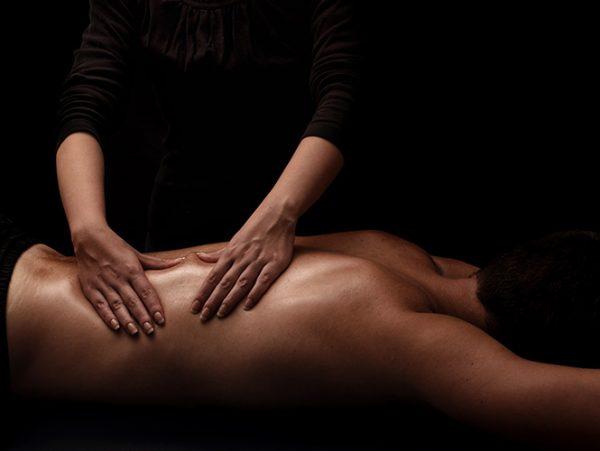 massage relaxant du dos